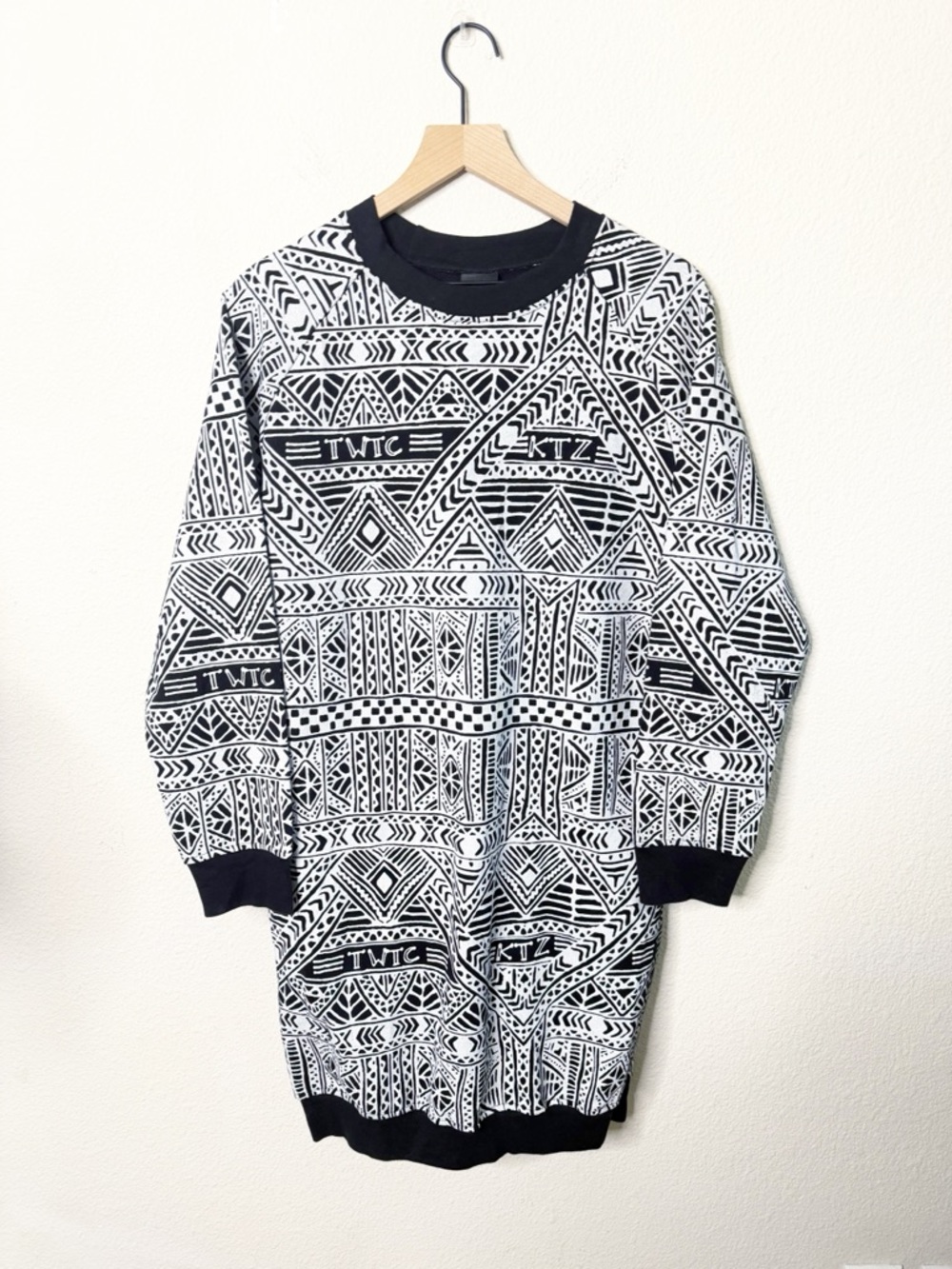 KTZ Printed Sweater Dress Womens‎ Size XS